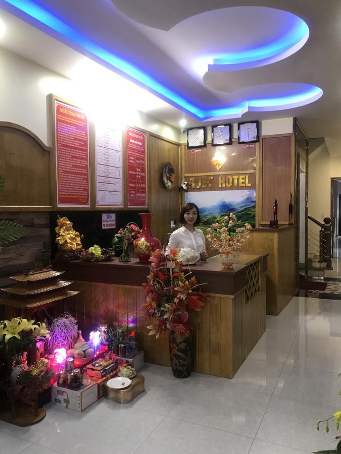 Ruby Hotel